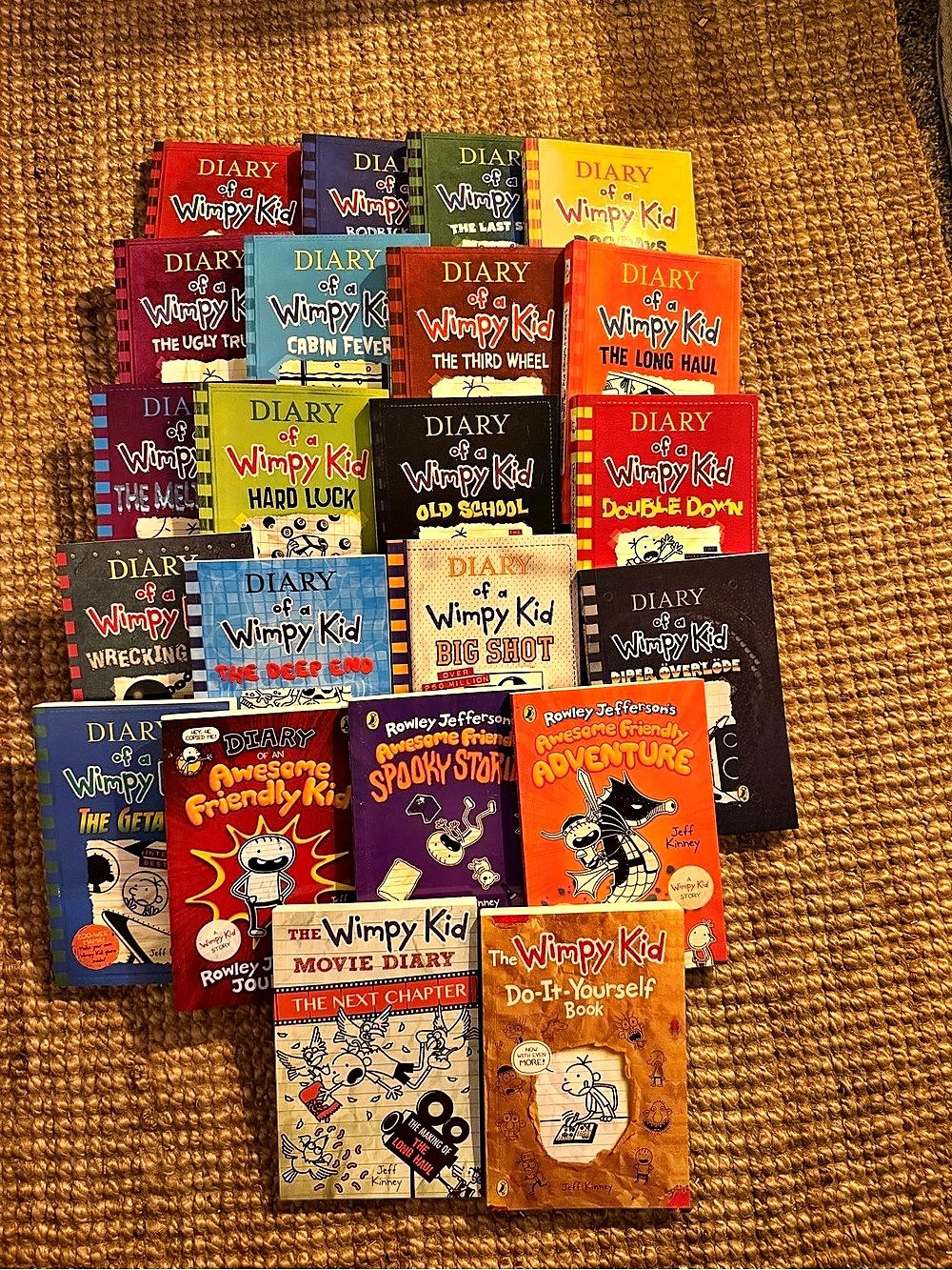 22 Diary of a Wimpy Kid Books Bundle